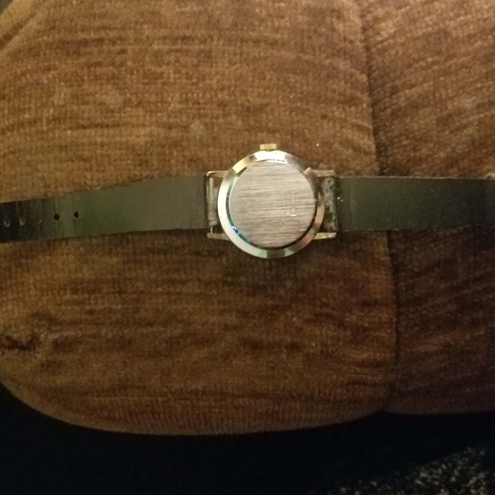 Mr. PEANUT Watch